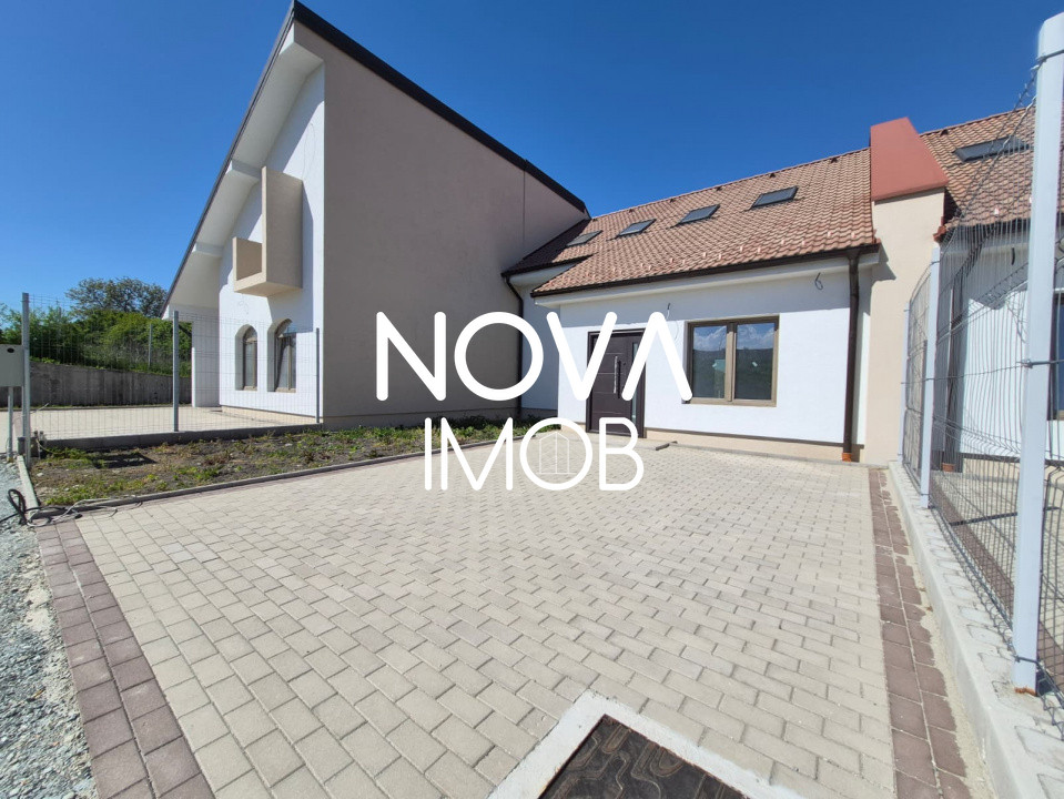Casa generoasa cu 5 camere, 2 bai, dressing si parcare – Sura Mica