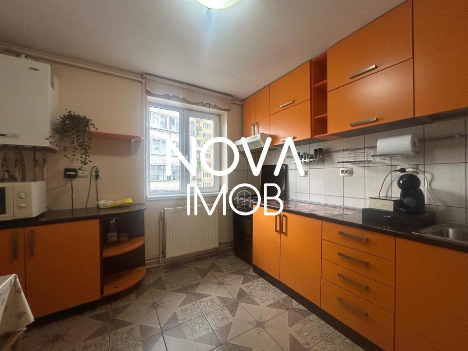 Apartament 3 camere mobilat utilat - Aleea Biruintei