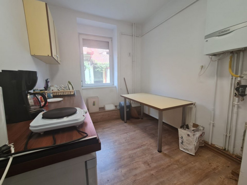 Casa + curte, Str. Rennes - Central Sibiu