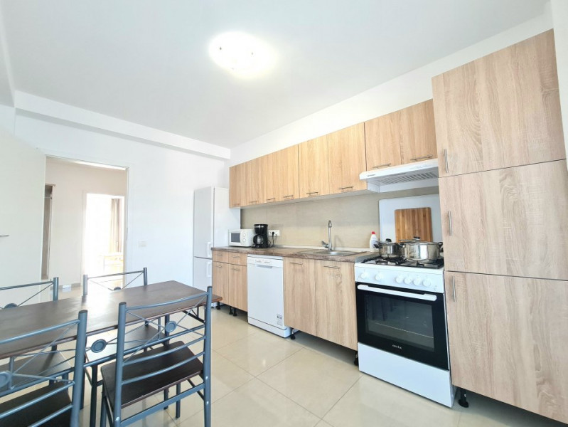 Apartament 3 camere, decomandat - Selimbar