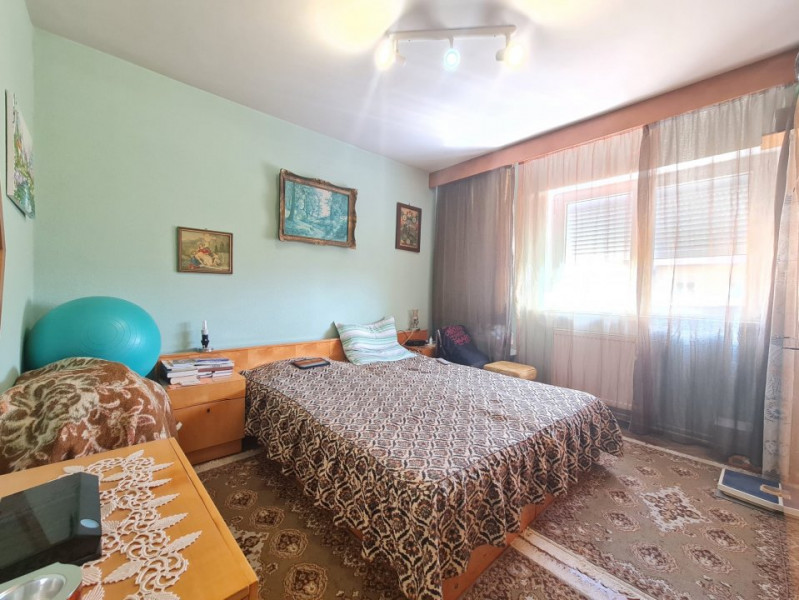 Apartament 3 camere, mobilat utilat - Zona Dioda