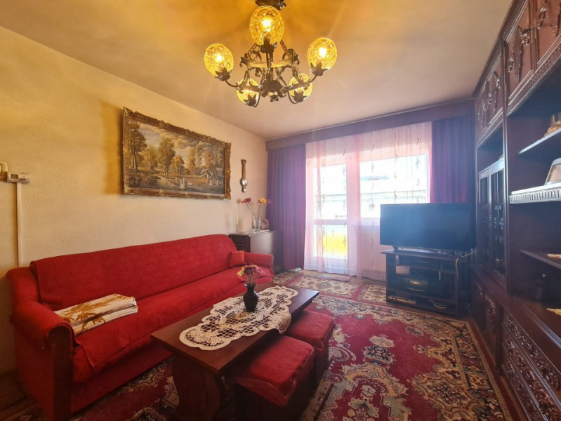 Apartament 3 camere, mobilat utilat - Zona Dioda