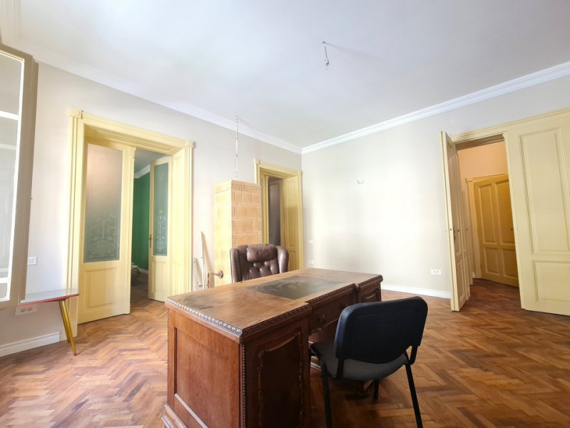 Apartament 4 camere ultracentral pentru inchiriat