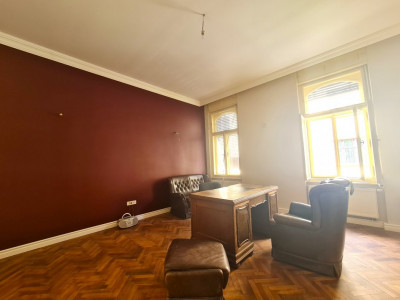 Apartament 4 camere ultracentral pentru inchiriat