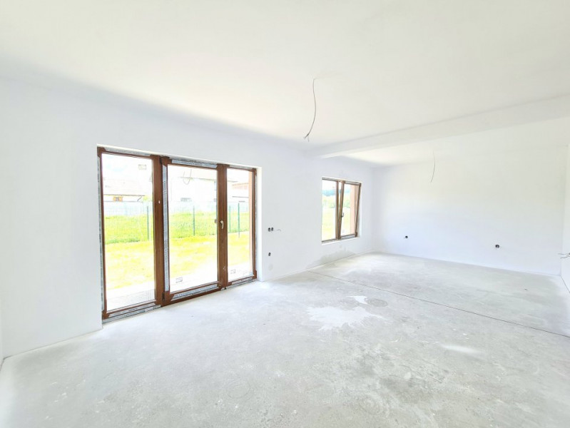 Casa tip duplex - Cristian, COMISION 0