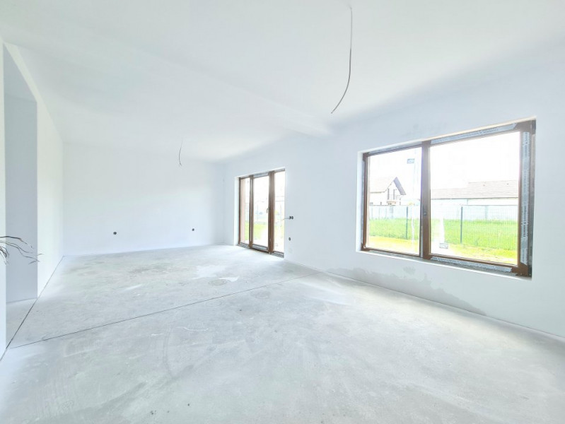 Casa tip duplex - Cristian, COMISION 0