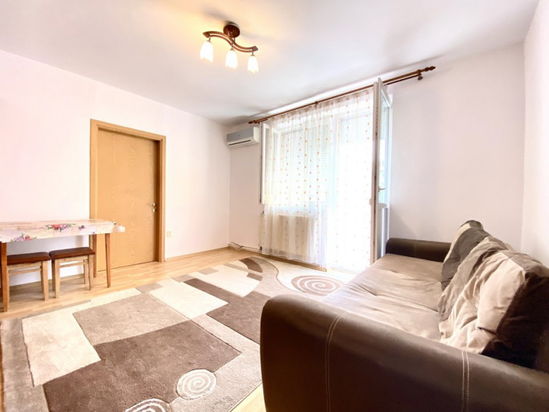 Apartament 2 camere zona Hipodrom II , etaj 2 pentru inchriat