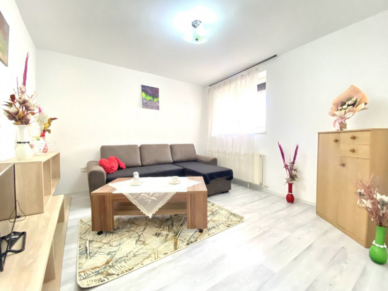 Apartament de inchiriat, 2 camere - Zona Tlisca