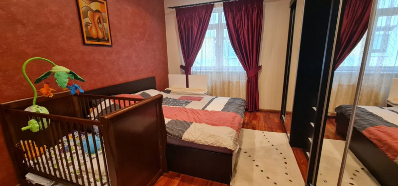 Apartament 3 camere, bloc nou - Strand