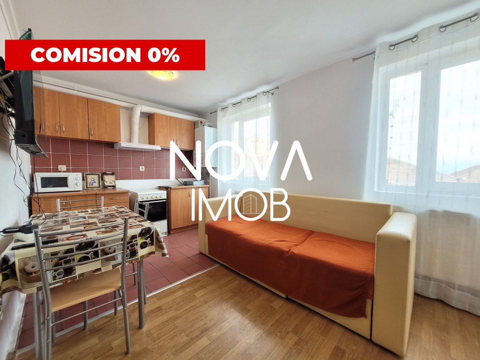 Apartament tip mansarda - Semaforului