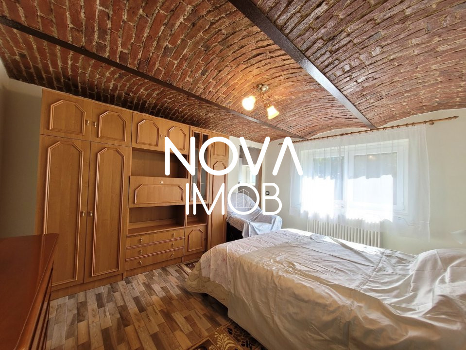 Casa individuala, 2075 mp. teren - Cristian