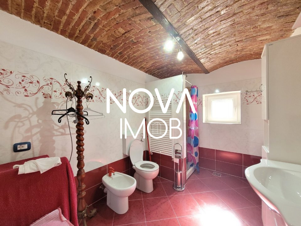 Casa individuala, 2075 mp. teren - Cristian