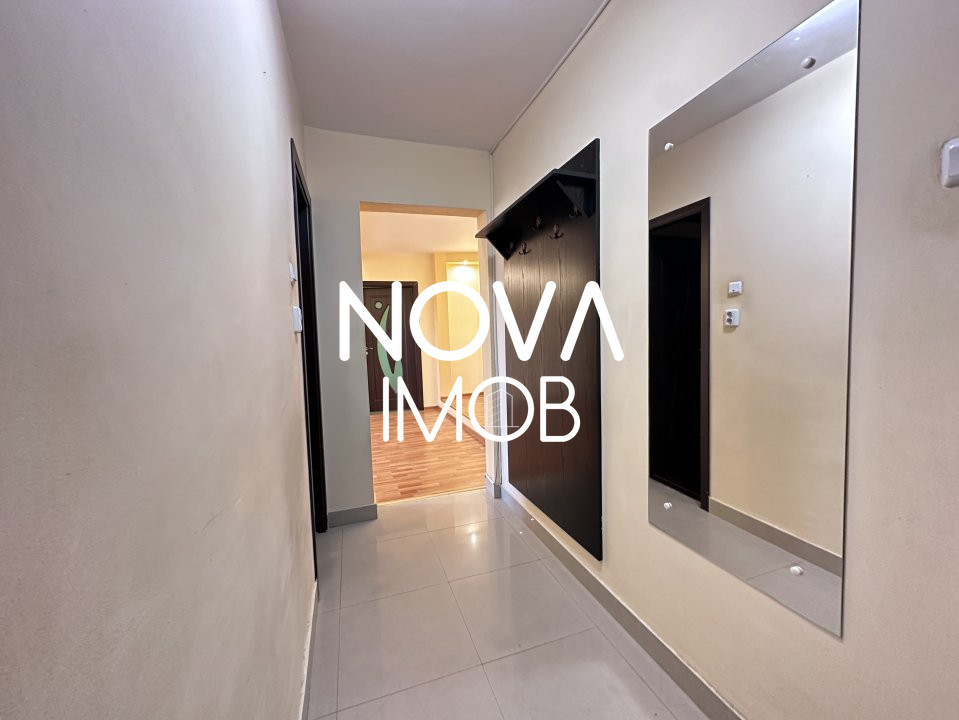 Apartament 3 camere cu priveliste deosebita, Str. Semaforului