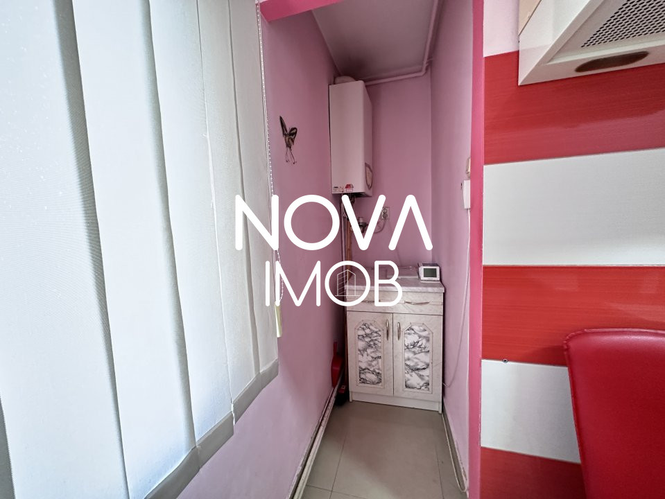 Apartament 3 camere cu priveliste deosebita, Str. Semaforului