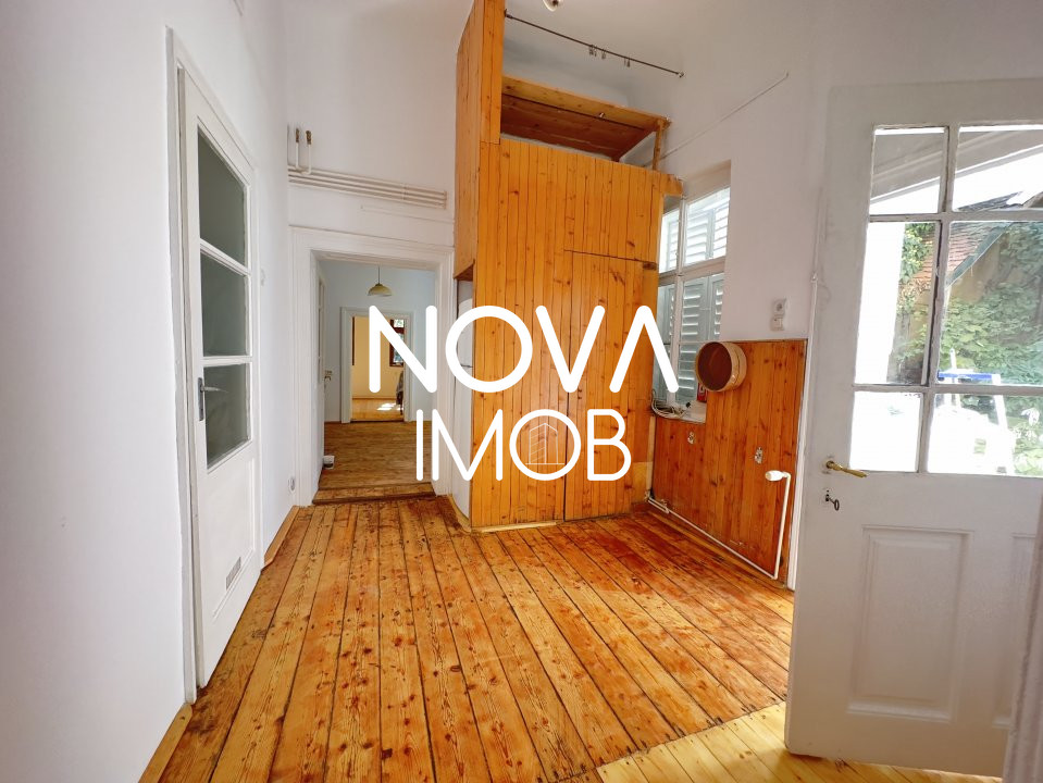 Spatiu pretabil birouri, Str. Crisanei 