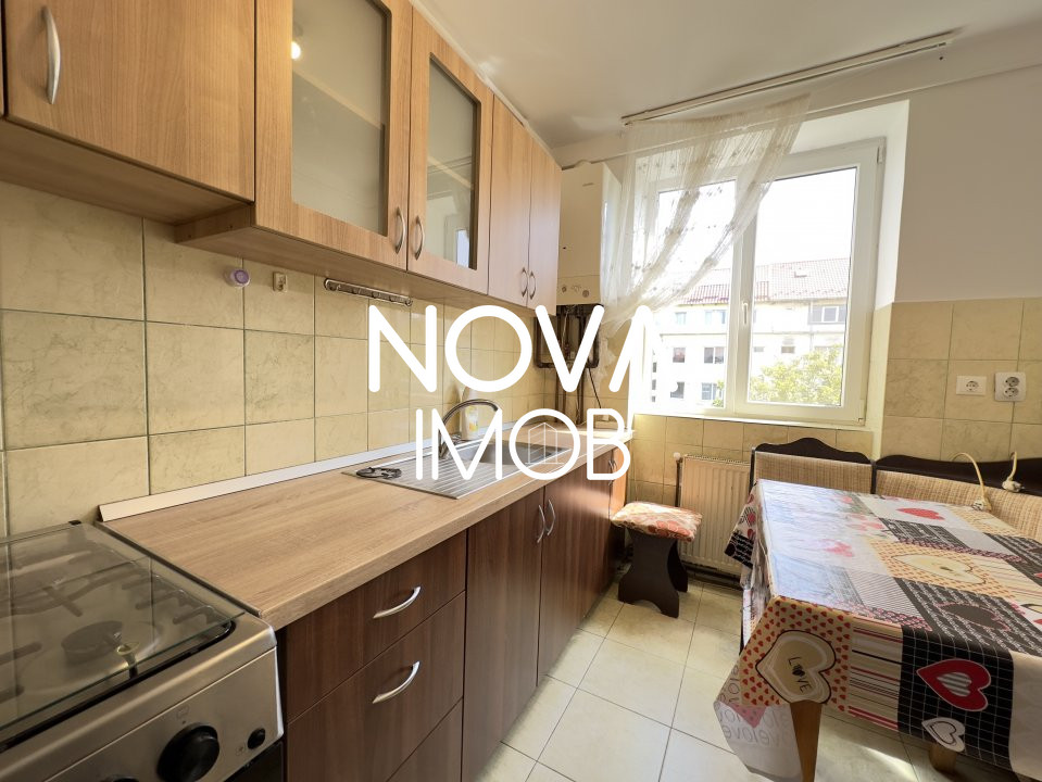Apartament 2 camere, Zona Mihai Viteazu