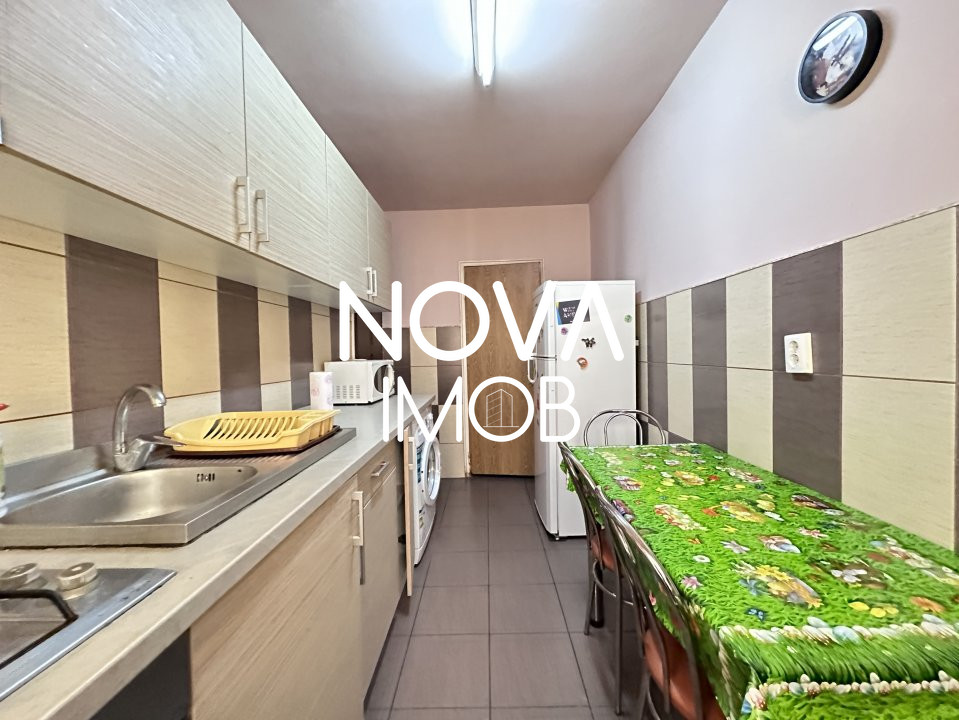 Apartament 2 camere, etajul 1, Str. Vasile Aaron