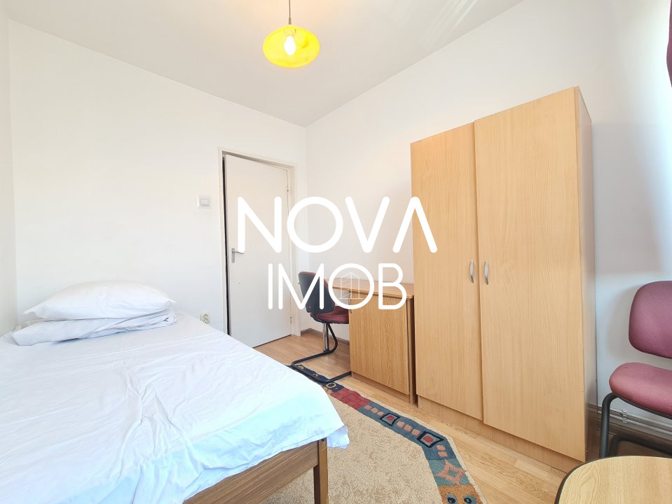 Apartament 3 camere, Str. Miraslau, etajul 3/4