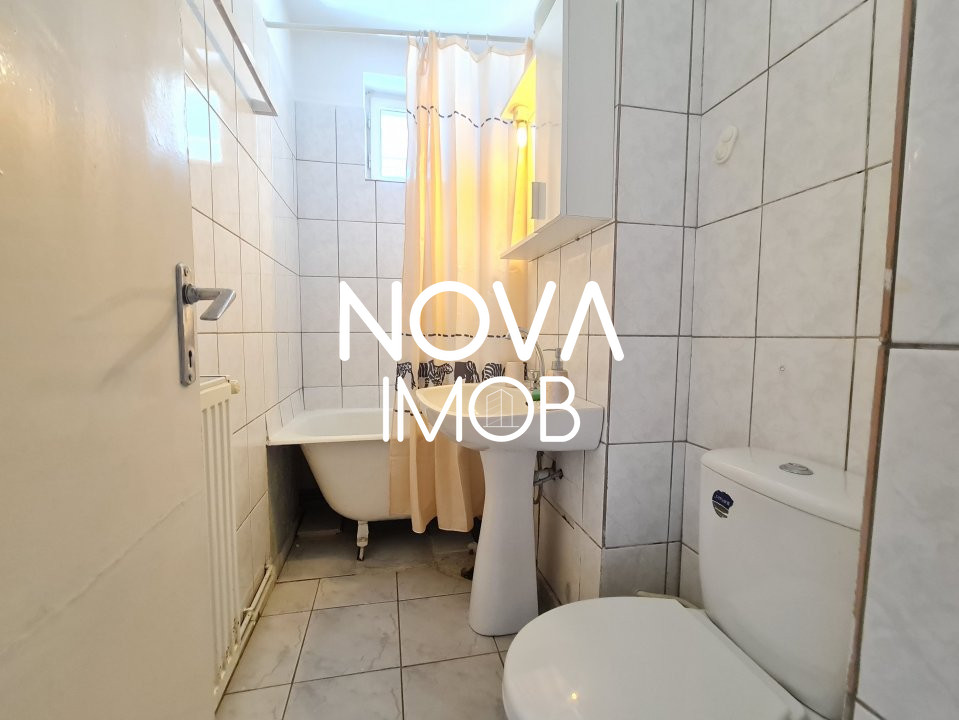 Apartament 3 camere, Str. Miraslau, etajul 3/4