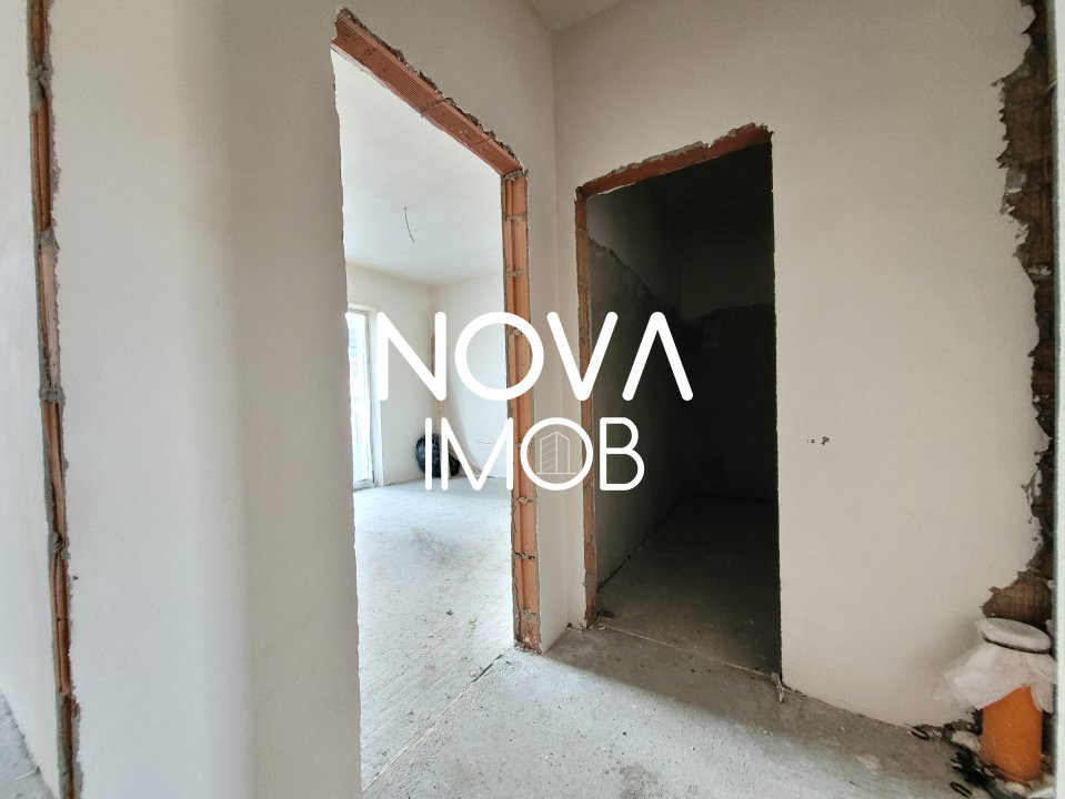 Apartament 3 camere, 2 bai si pivnita - Str.Octavian Goga