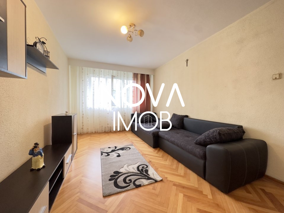 Apartament 3 camere, decomandat, Str. Negoveanu, Vasile Aaron