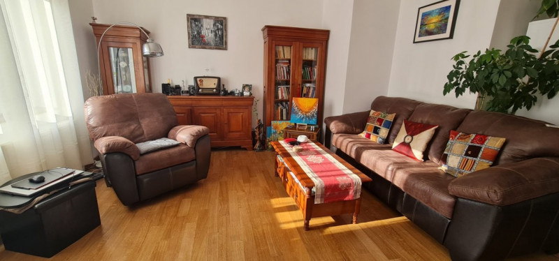 Apartament 3 camere cu gradina - Padurea Dumbrava