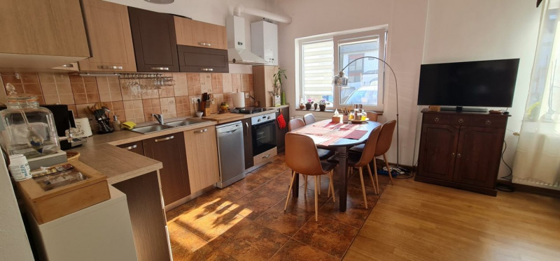 Apartament 3 camere cu gradina - Padurea Dumbrava