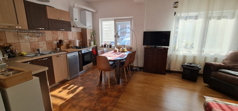 Apartament 3 camere cu gradina - Padurea Dumbrava